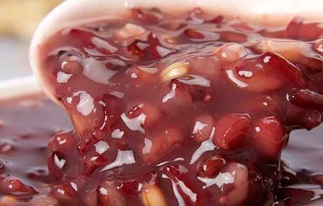 黑米红豆粥的功效和做法