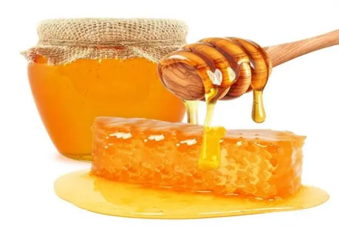 生姜蜂蜜水每天什么时间喝最佳，早上还是晚上