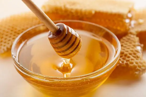 鉴别蜂蜜的好坏真假，几个简单的方法与技巧