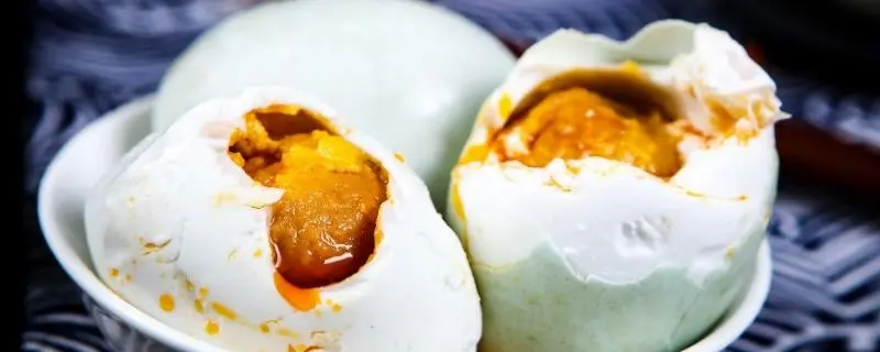 咸鸭蛋蛋黄边缘黑，是什么原因造成的